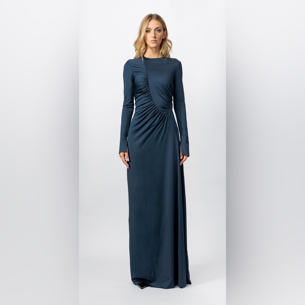 Victoria Beckham Ruched Long Sleeve Gown